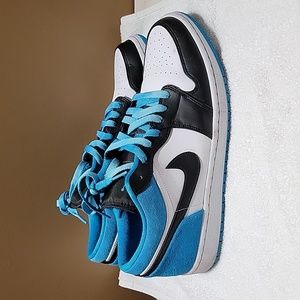 Air Jordan 1 low black laser blue and white size 12 men